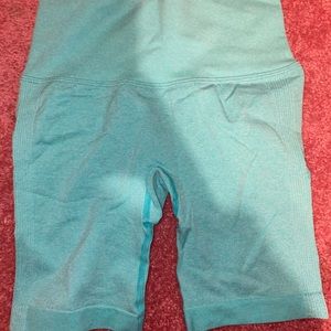 TURQUOISE GYM SHORTS